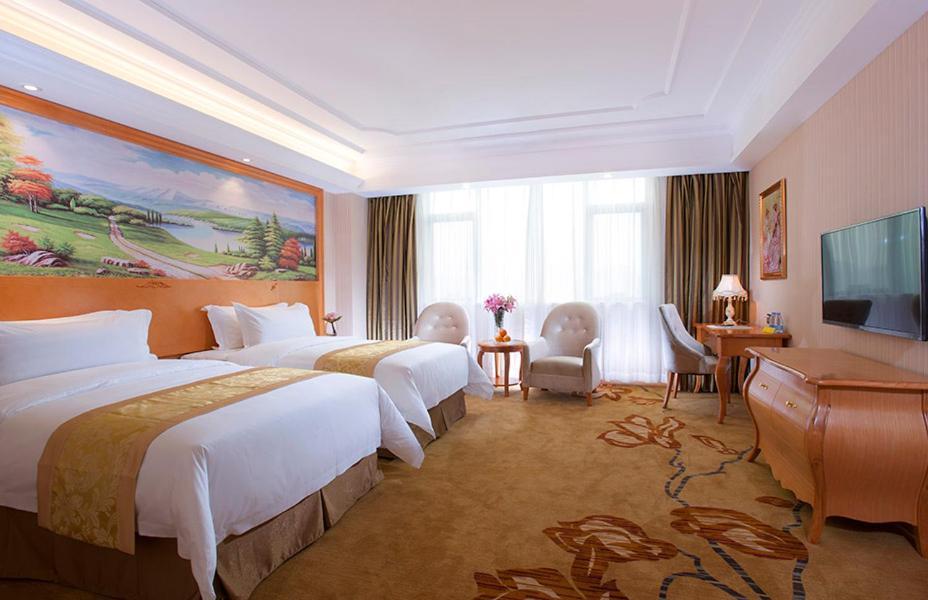 Vienna International Hotel Puning International Commodity City Zewnętrze zdjęcie