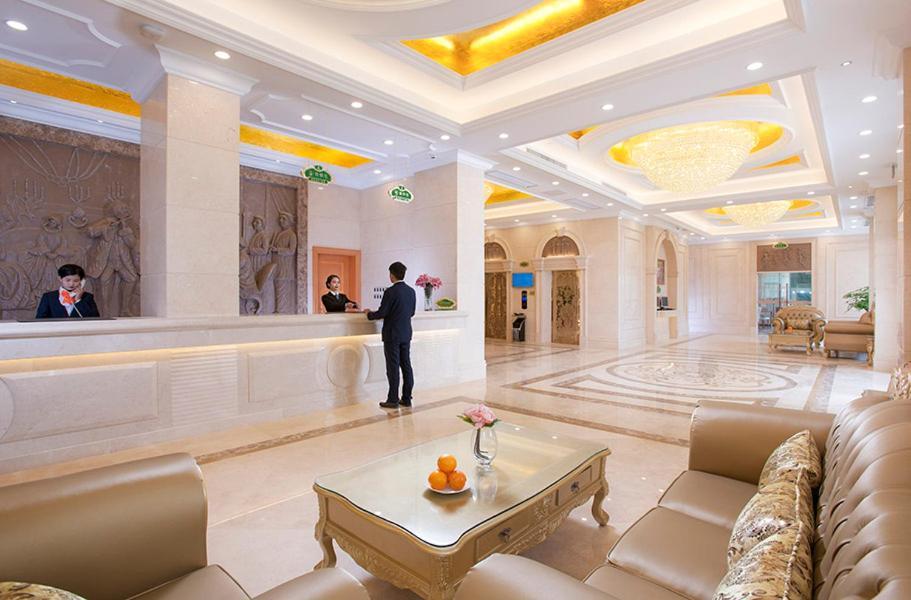 Vienna International Hotel Puning International Commodity City Zewnętrze zdjęcie